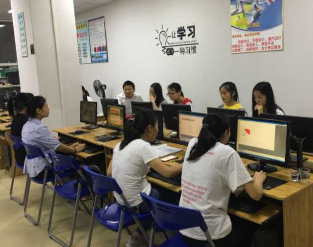 回归到“服务于教与学”的本位教育的计
